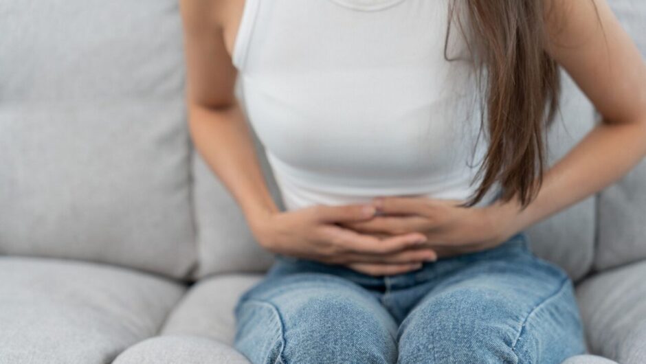 Δυσκοιλιότητα: Πέντε κινήσεις SOS που θα ανακουφίσουν δια παντός το «δύστροπο» έντερο