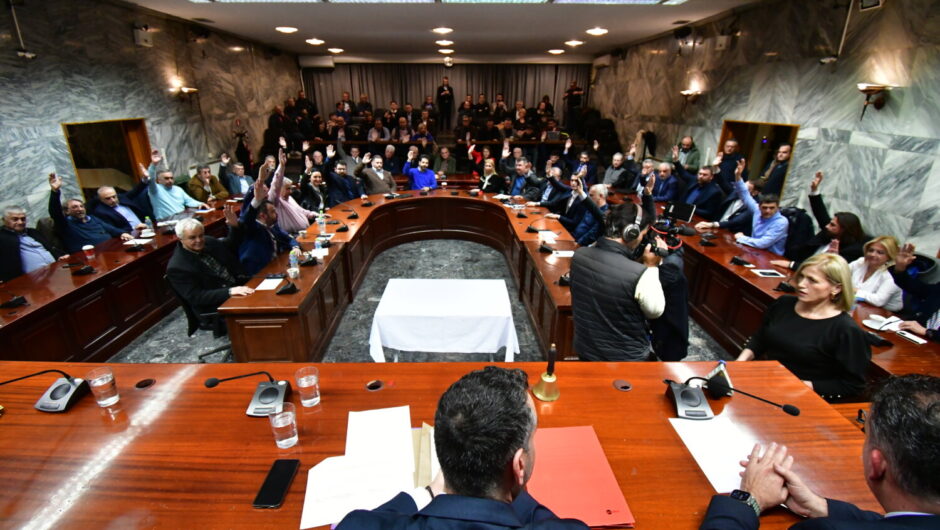 Δ. Λαρισαίων: Το «βαρύ» φορτίο της Δημοτικής Επιτροπής και η «προειδοποίηση» του Δημάρχου