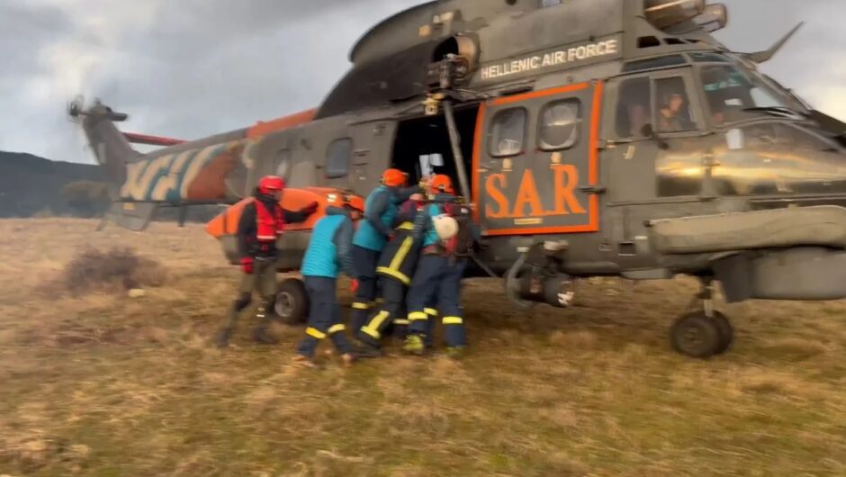 Βίντεο: Η διάσωση του κυνηγού με Super Puma στον Κίσσαβο