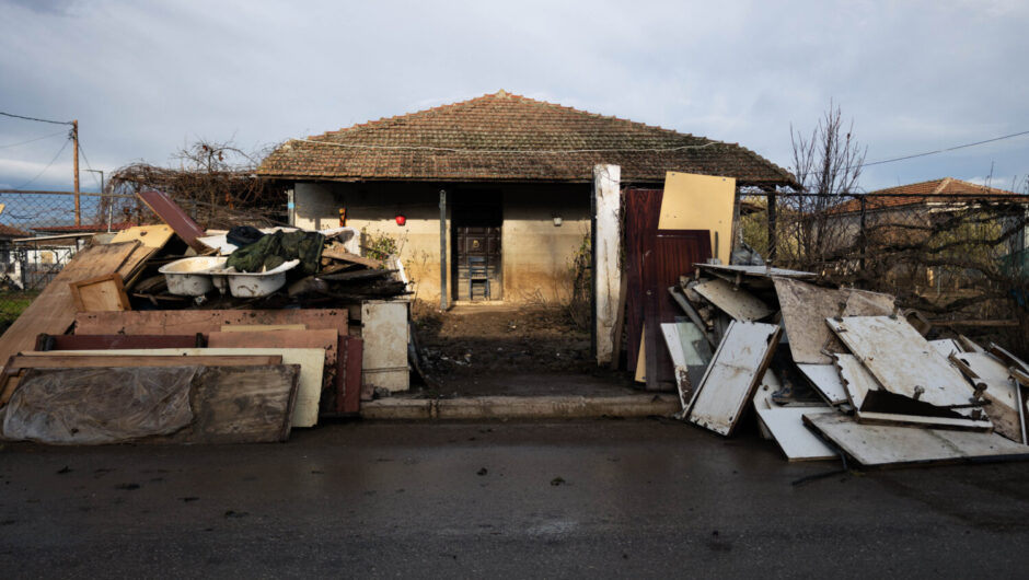 Σωτήριο Λάρισας: Τέσσερις μήνες μετά… Έμεινε η λάσπη, κυριαρχεί η αγωνία για το μέλλον – Δείτε εικόνες