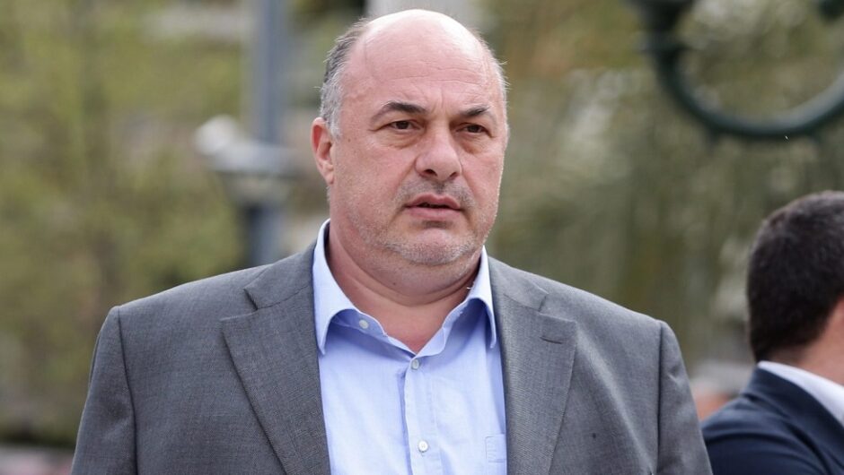 Φραστικό επεισόδιο μεταξύ Μπέου και δημοτικού συμβούλου – «Θα φας ξύλο»