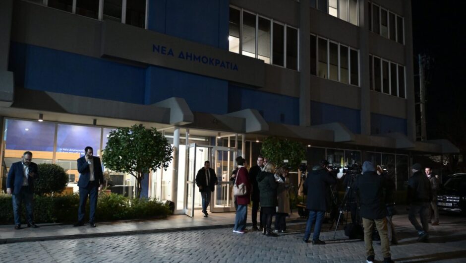 Ομόφυλα ζευγάρια: Βαθαίνει το ρήγμα στη ΝΔ – «Θα μας εγκαταλείψει η παραταξιακή μας βάση» λέει ο Οικονόμου