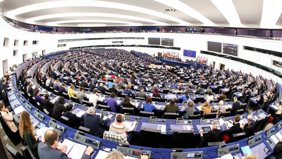 Ευρωβουλή: Ο ΣΥΡΙΖΑ διαλύθηκε, το ΠΑΣΟΚ δεν υπάρχει, η ομάδα της ΝΔ γίνεται χειρότερη