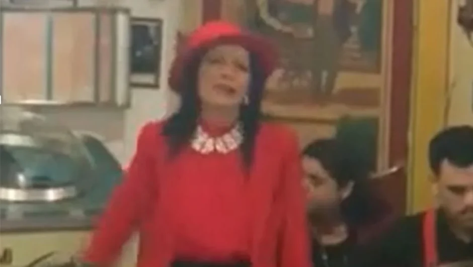 Φαινόμενο η Ζωζώ! Τραγούδησε και χόρεψε χθες βράδυ στον Τσοπανάκο στην Καισαριανή – Δείτε βίντεο