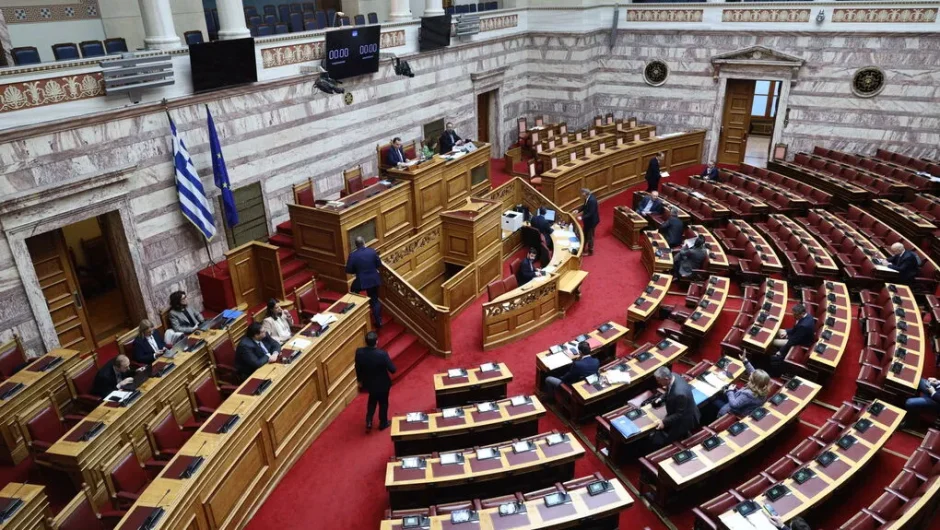 Η απομάγευση της πολιτικής