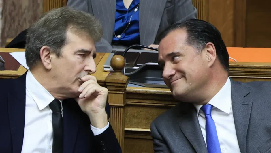 Στροφή ακροδεξιότερα