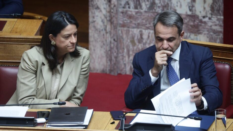 Επιστολική ψήφος: Τι φοβήθηκε η κυβέρνηση και την τίναξε στον αέρα;