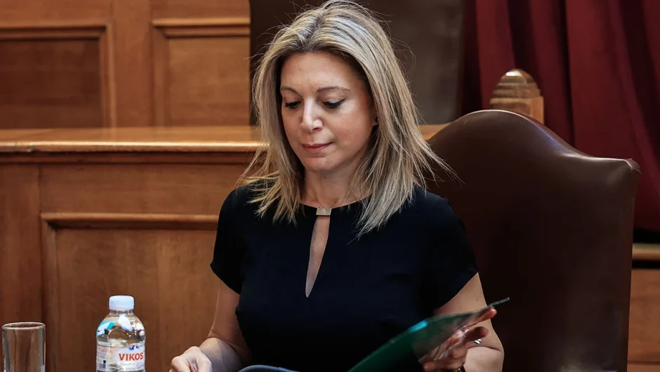 Μαρία Καρυστιανού: Κατηγορώ…