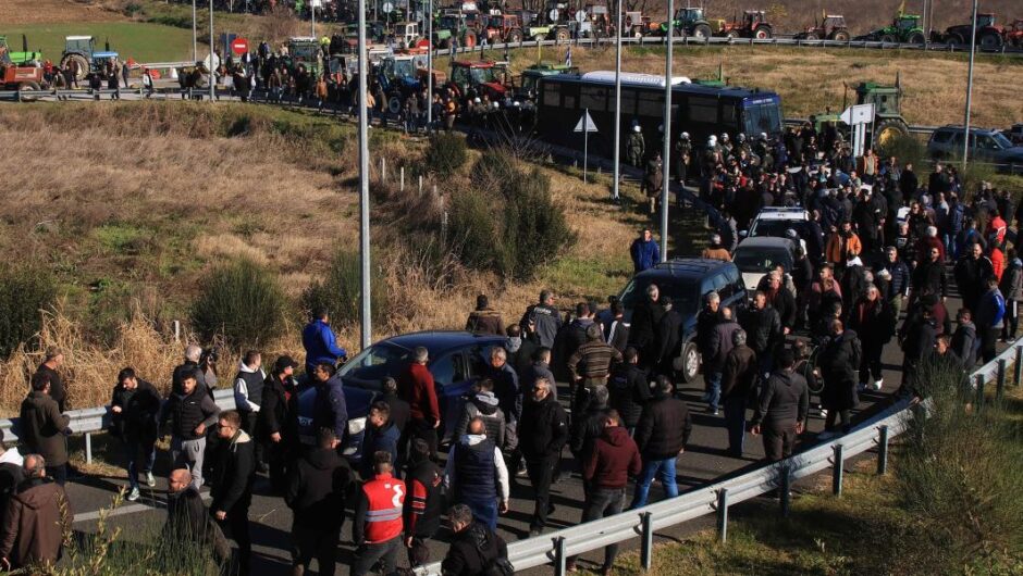 Η κυβέρνηση εξοντώνει αγρότες και κτηνοτρόφους