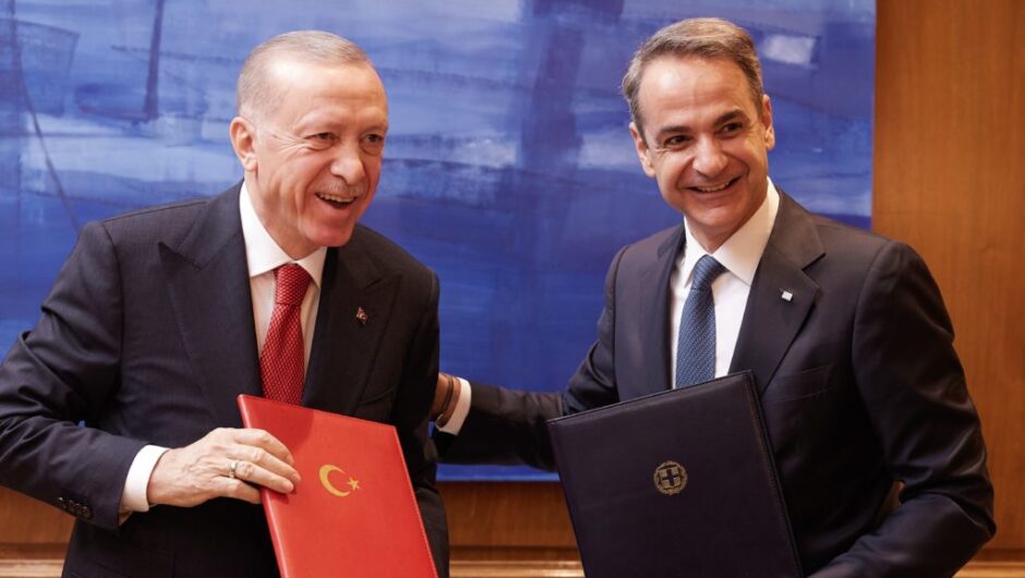 Αντώναρος προς Μητσοτάκη για εξοπλιστικά: Ή τον κορόιδεψαν ή εκείνος κοροϊδεύει εμάς