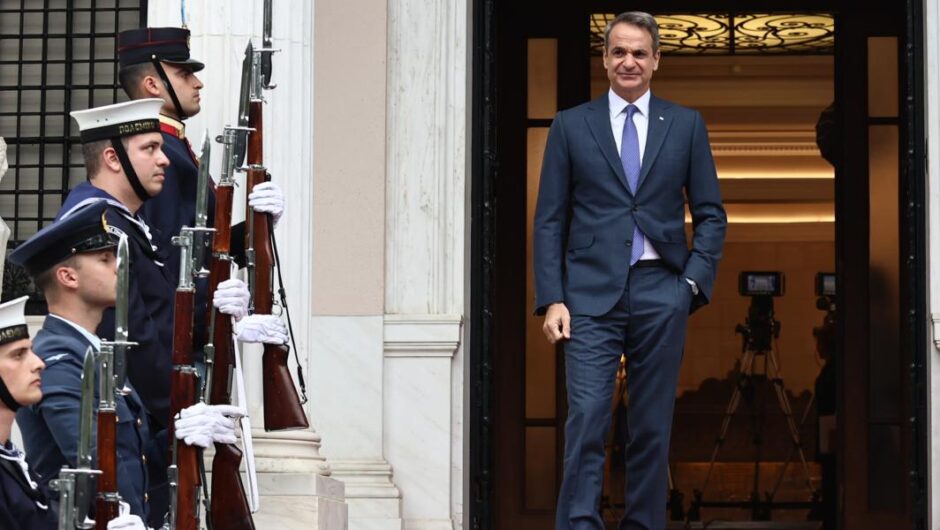 Μαξίμου / Ταραχή μετά τη συνέντευξη Κασσελάκη – Προσπαθούν να τα μαζέψουν για την αποχή