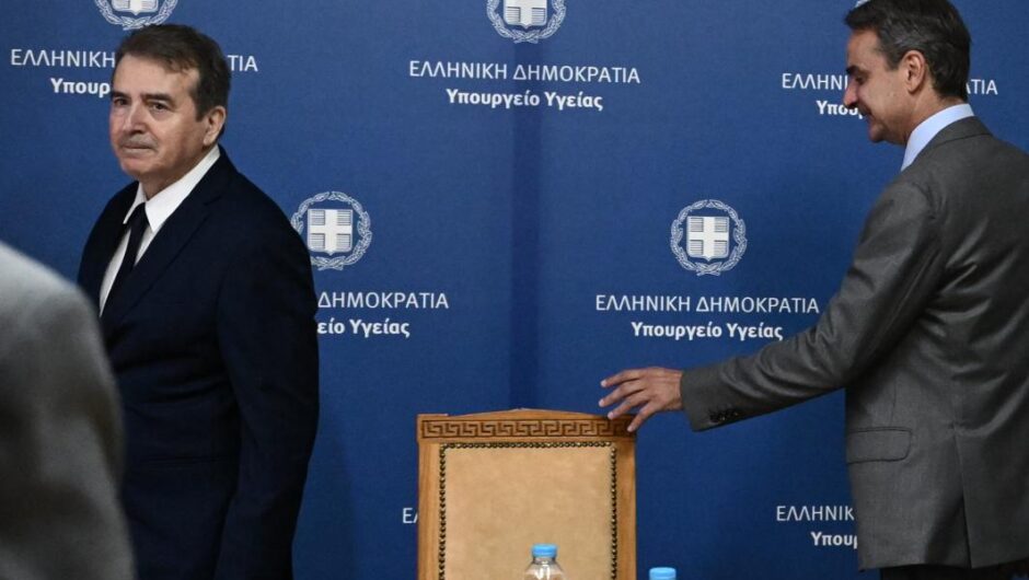 Ανασχηματισμός / Σφυροκόπημα σε Μητσοτάκη από σύσσωμη την αντιπολίτευση