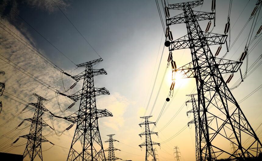 Ρεύμα: Νέο τιμολόγιο με σταθερό κόστος 12,3 λεπτά την κιλοβατώρα, οκτάμηνης διάρκειας