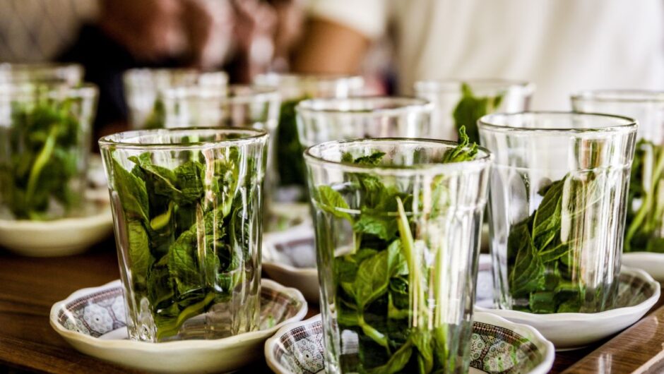 Το βότανο που καταπολεμά δυσκοιλιότητα, στομαχόπονο και δυσπεψία