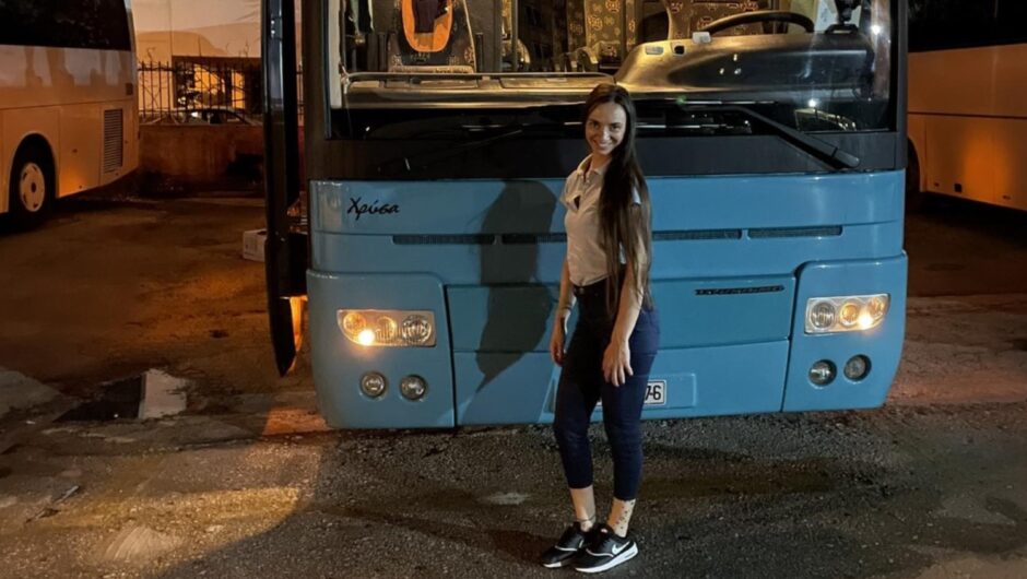 Αυτές είναι οι γυναίκες που οδηγούν λεωφορεία στη Λάρισα – Η αντιμετώπιση από τον κόσμο, το… ξεμάτιασμα και οι εξομολογήσεις (φωτό)