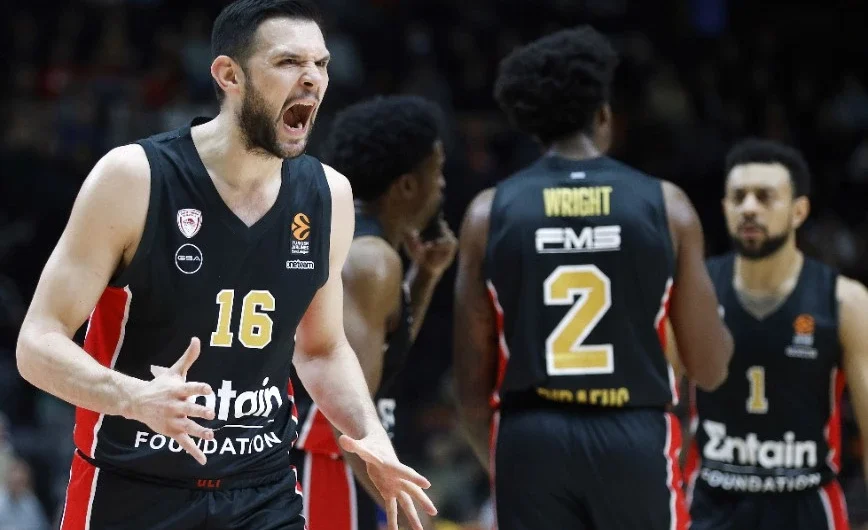 Βαλένθια – Ολυμπιακός 65-78: Ακόμη πιο κοντά στα play off η ομάδα του Μπαρτζώκα