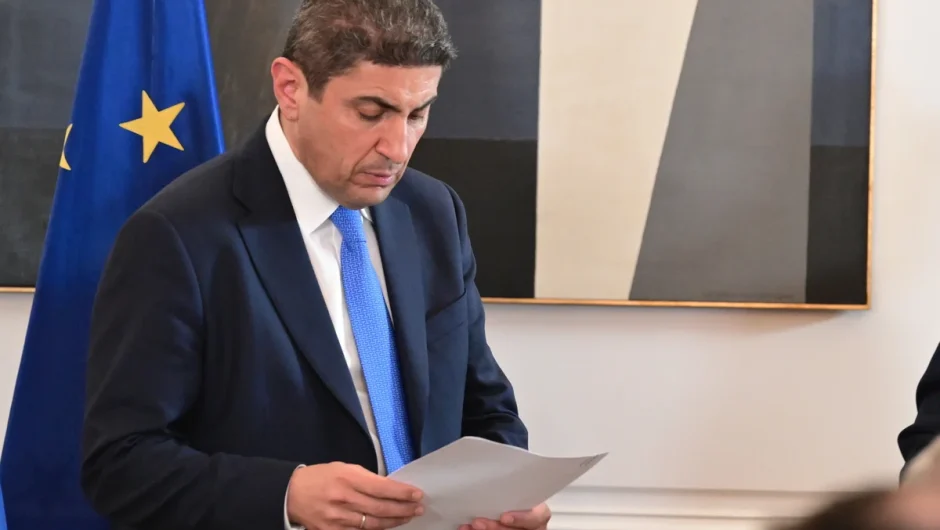 «Μπλόκο» στον Αυγενάκη