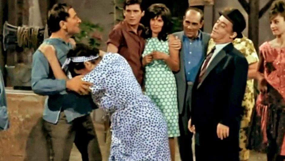 ΣΥΡΙΖΑ: -Μαλώνεις ρε; -Μαλώνω ρε. -Μάλωσε μονάχος σου, δεν μαλώνω εγώ