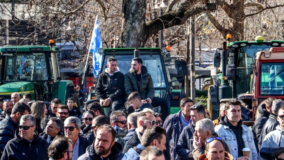 Αγρότες – Κτηνοτρόφοι / Οργή για τους ασύδοτους μεσάζοντες και το αδιάφορο κράτος ενώ οι ίδιοι χρεοκοπούν