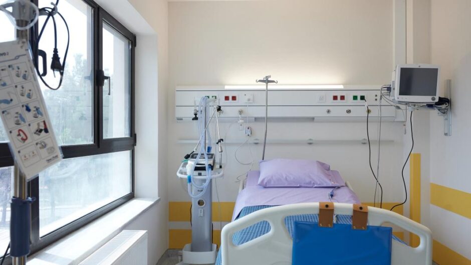 Νοσοκομείο Παπανικολάου / «Προσωρινή μετακίνηση προσωπικού» βαφτίζει η διοίκηση το κλείσιμο ΜΕΘ