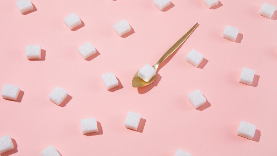 5 πρακτικοί τρόποι για να κόψεις τη ζάχαρη χωρίς στερήσεις