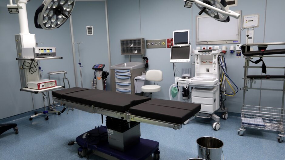 Χωρίς «οξυγόνο» το σχέδιο της κυβέρνησης για «απογευματινά χειρουργεία»