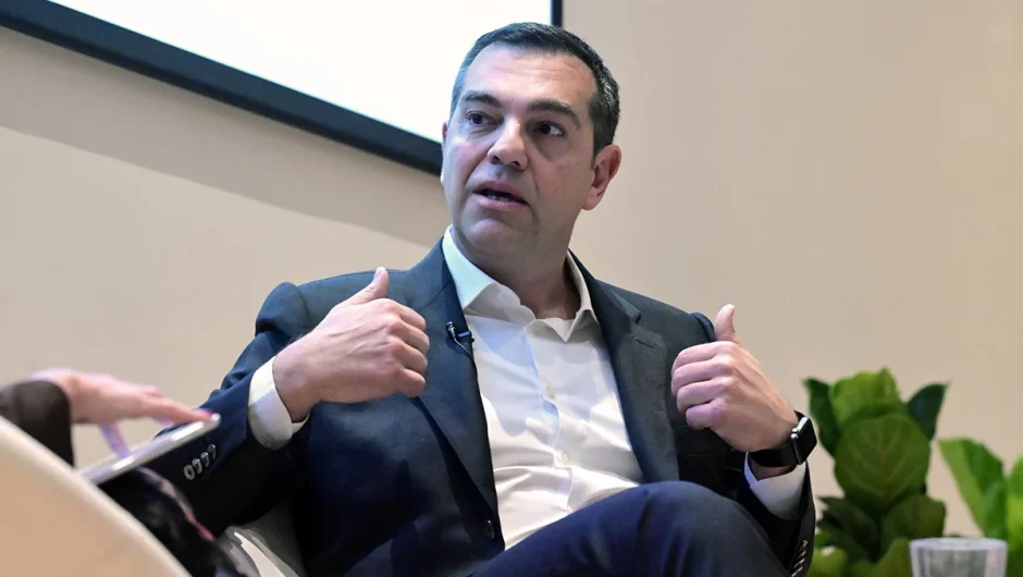 «Εθνική Ελλάδας» στο εξωτερικό: Όταν ΓΑΠ και Ντόρα ψηφίζουν Τσίπρα