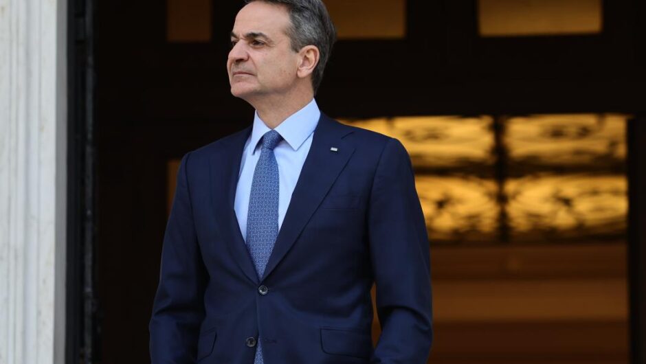 Τι δουλειά έχει ο Μητσοτάκης στο Κάιρο;