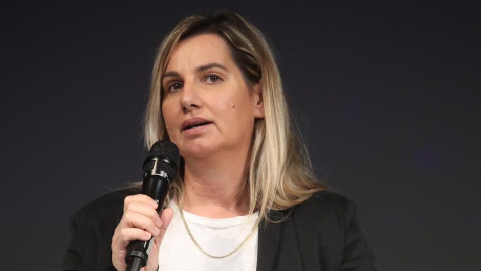 Σοφία Μπεκατώρου / Υποψήφια στις προκριματικές του ΣΥΡΙΖΑ-ΠΣ για το ευρωψηφοδέλτιο