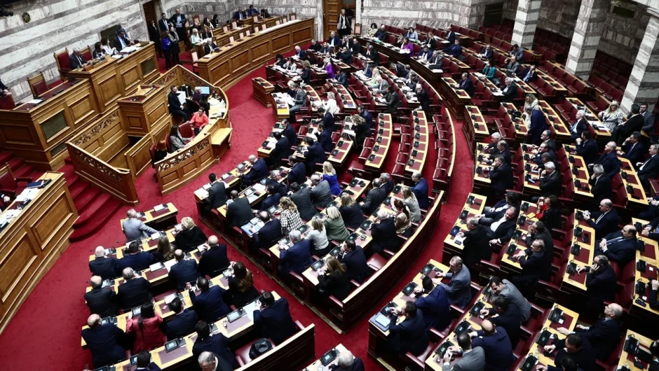 Διακομματική συναίνεση για ελάχιστο φορολογικό συντελεστή για τις πολυεθνικές επιχειρήσεις και τους μεγάλους ομίλους