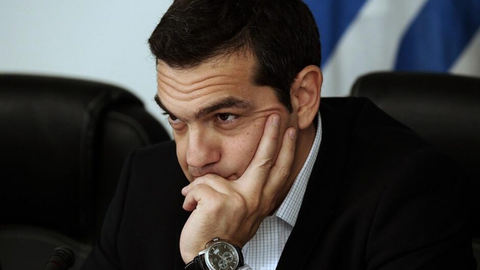 Ο φόβος… βηματίζει έξω από το γραφείο του Τσίπρα
