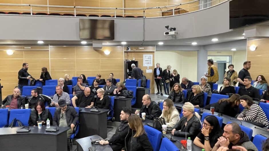 Δυστύχημα Τεμπών: Οι οικογένειες αντιδρούν και προχωρούν σε δυναμικές κινήσεις