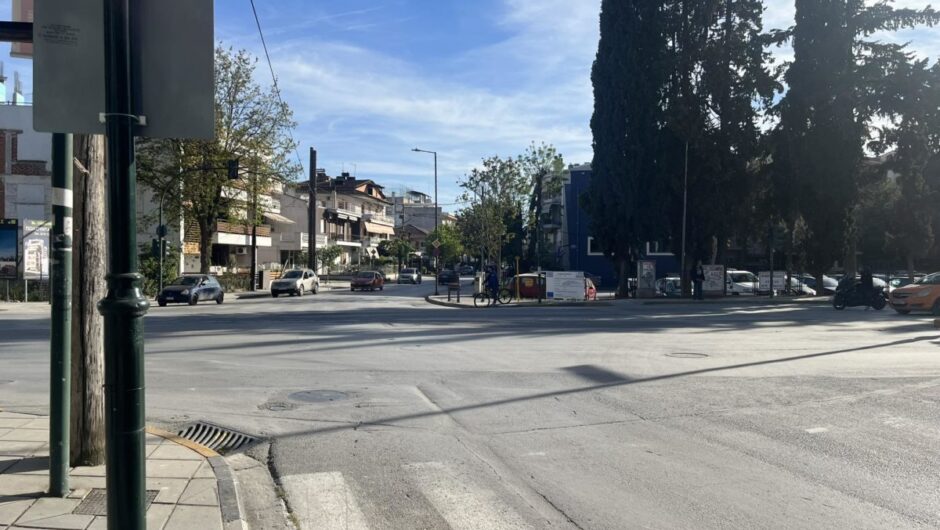 Αγανακτισμένοι Λαρισαίοι για έντονη δυσοσμία σε κεντρική περιοχή της Λάρισας προερχόμενη από φρεάτια