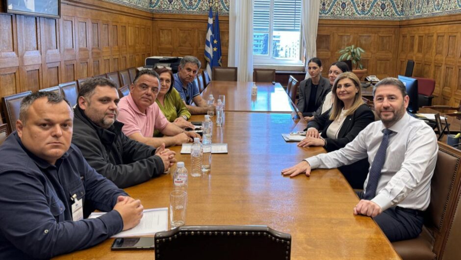 Ν. Ανδρουλάκης και Ευ. Λιακούλη με πλημμυρόπληκτους Βλοχού Καρδίτσας: «Ξεχασμένη Θεσσαλία και… διηγώντας τα να κλαις!»