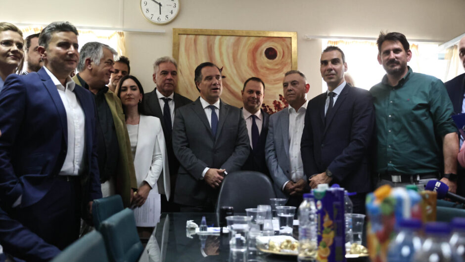 Γεωργιάδης από Λάρισα: «Τρέχει» το μεγαλύτερο πρόγραμμα ανακαινίσεων κτηριακών υποδομών του ΕΣΥ (φωτ. & βίντεο)