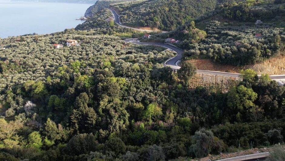 Έτσι είναι ο νέος παραλιακός δρόμος που συνδέει τη Λάρισα με τη Μαγνησία – Ένα όνειρο δεκαετιών παίρνει «σάρκα και οστά» (βίντεο – φωτο)