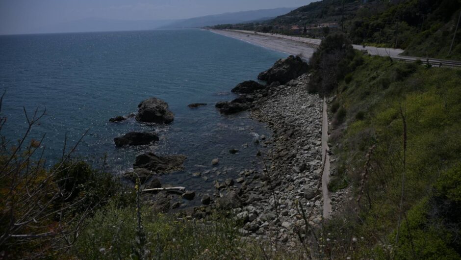 Έτσι θα υποδεχθούν τους λουόμενους τα παράλια της Λάρισας: Η αλλαγμένη εικόνα, αλλά και τα απομεινάρια των πλημμυρών – Δείτε φωτορεπορτάζ