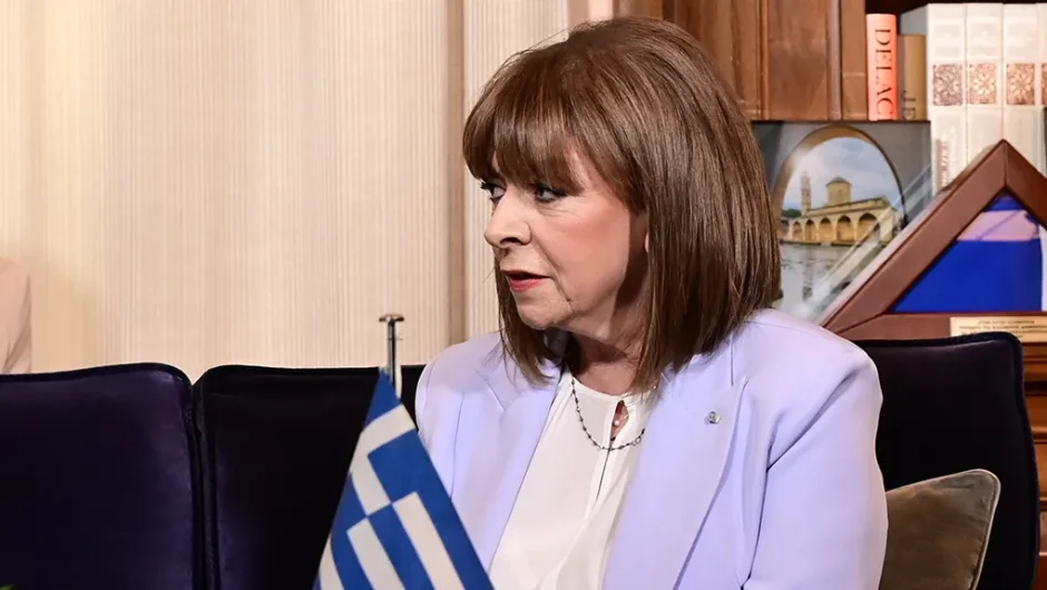 Καμαρωτή αδιαφορία