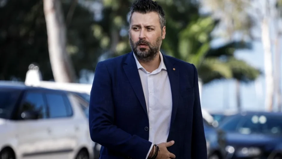 «Χαμηλό βαρομετρικό» στο Μαξίμου για τον Καλλιάνο