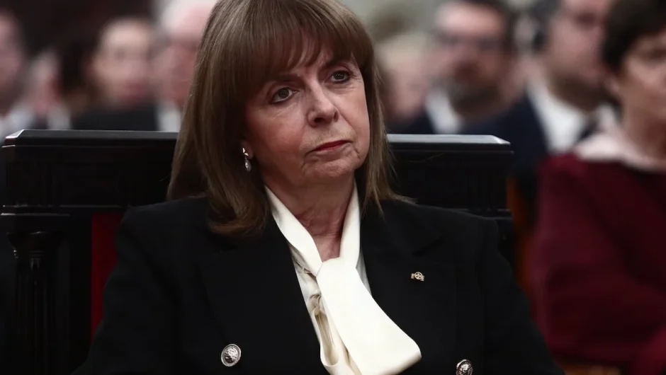 Κατερίνα Σακελλαροπούλου: Υποκρισίες