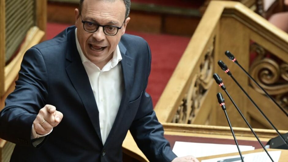 Φάμελλος κατά Γεωργιάδη / «Μετατρέπετε τους ασθενείς σε πελάτες»