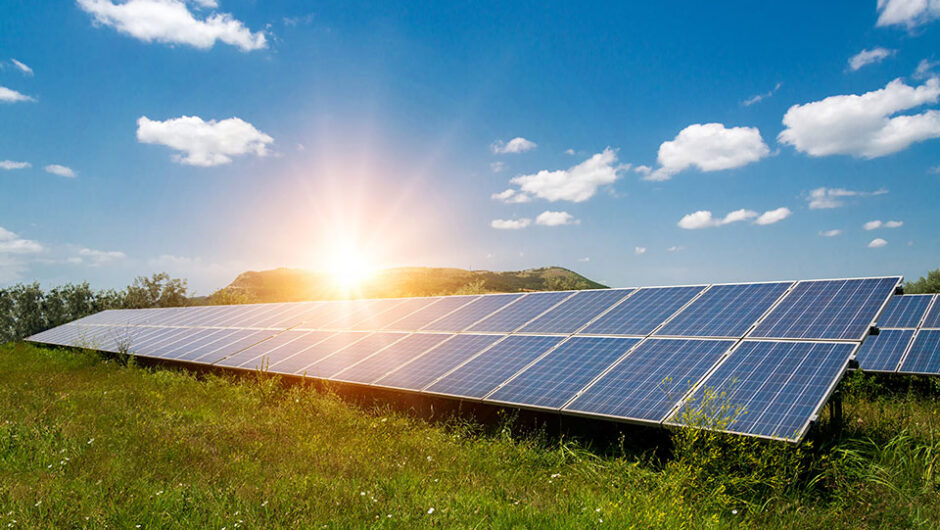 Φωτοβολταϊκά σε χωράφια: Οι παγίδες και τα μυστικά