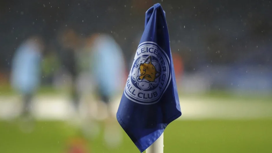 Η Λέστερ επιστρέφει και επίσημα στην Premier League – Οι παίκτες το γιόρτασαν στα αποδυτήρια