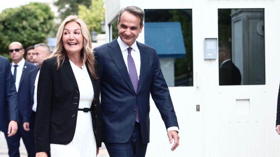 Μανώλης Κοττάκης / Επιμένει ότι η Μαρέβα Μητσοτάκη έστειλε sms στον Βαγγέλη Μαρινάκη