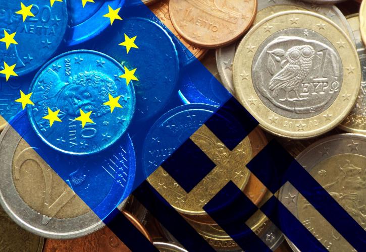 Έκθεση Κομισιόν: Λύθηκε το «αγκάθι» του 2032 στο ελληνικό χρέος – «Ρύθμιση» 1% του ΑΕΠ ετησίως για τους αναβαλλόμενους τόκους