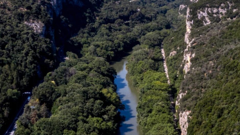 Θεσσαλία / «Θα ελέγχουν όλα τα νερά που φτάνουν στον κάμπο» – Στο φως το σχέδιο της κυβέρνησης
