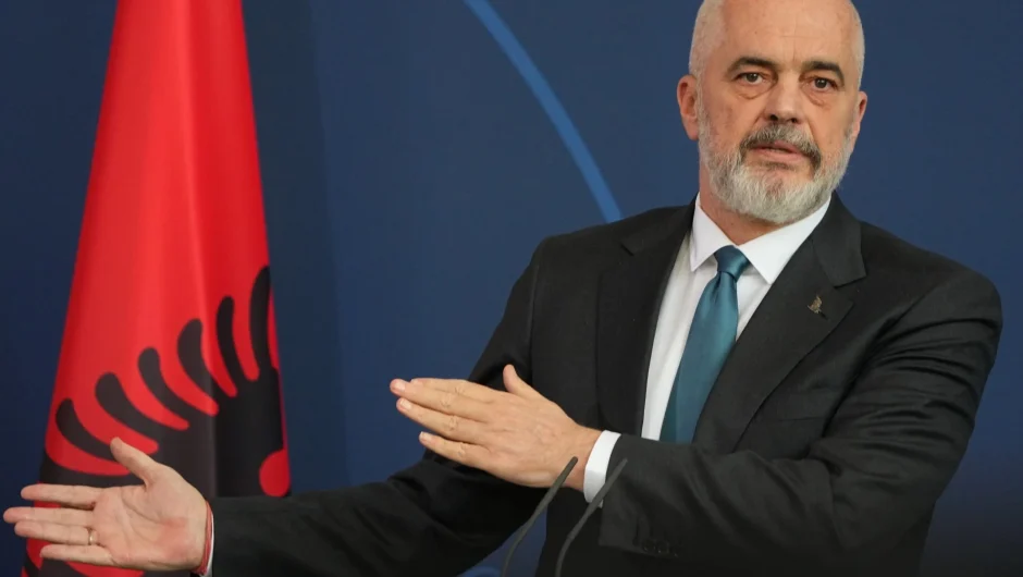 Έντι Ράμα: «Δεν υπάρχει ζήτημα με τον Φρέντι Μπελέρη, είναι ιστορία της ελληνικής πολιτικής»