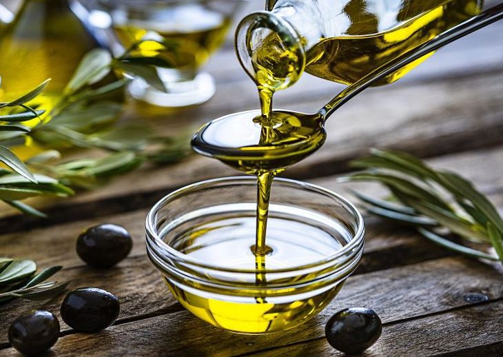 Ελαιόλαδο από… «χρυσάφι» – Ποιες είναι οι εκτιμήσεις για την πορεία της τιμής του