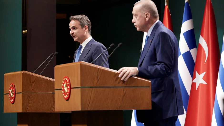 Συνάντηση Μητσοτάκη – Ερντογάν: Το παρασκήνιο, τα χαμόγελα και οι διαφωνίες