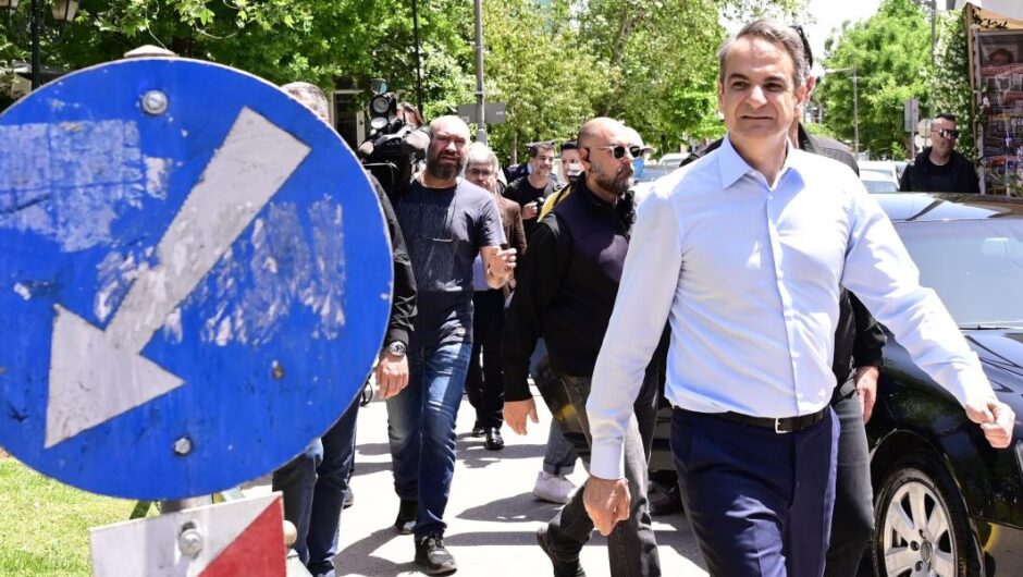 Ευρωεκλογές 2024 / Ο φόβος των δημοσκοπήσεων στο Μαξίμου και οι διαμαρτυρίες των γαλάζιων βουλευτών